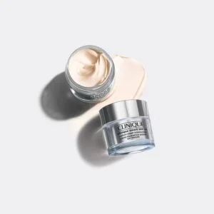 مرطب كلينيك سمارت للاصلاح SPF15 - الصورة 3